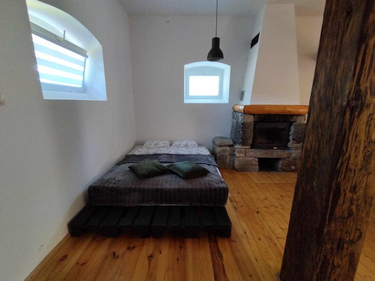 Apartamenty - Stara Stajnia - Na Krancu Swiata Miłków Kültér fotó